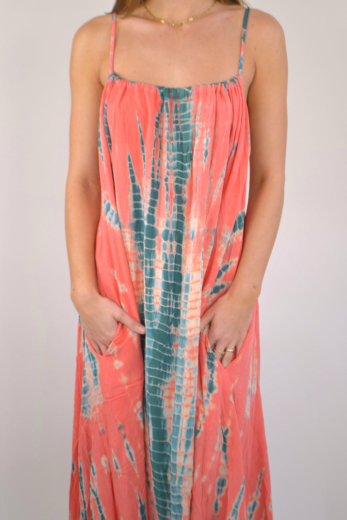 Close up - Laycee Maxi Tie Dye Dress